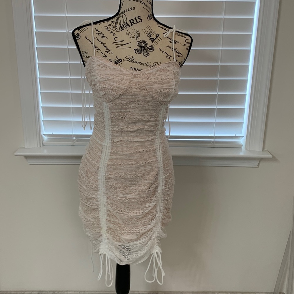 Fashion Lace Dress